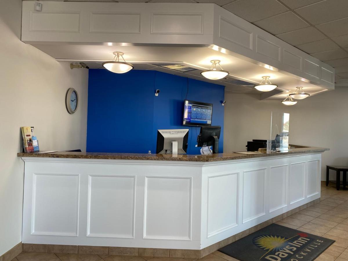 Days Inn By Wyndham Brockville Eksteriør billede